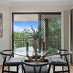Comfy 2-Bedroom Family Apartment With Free Parking